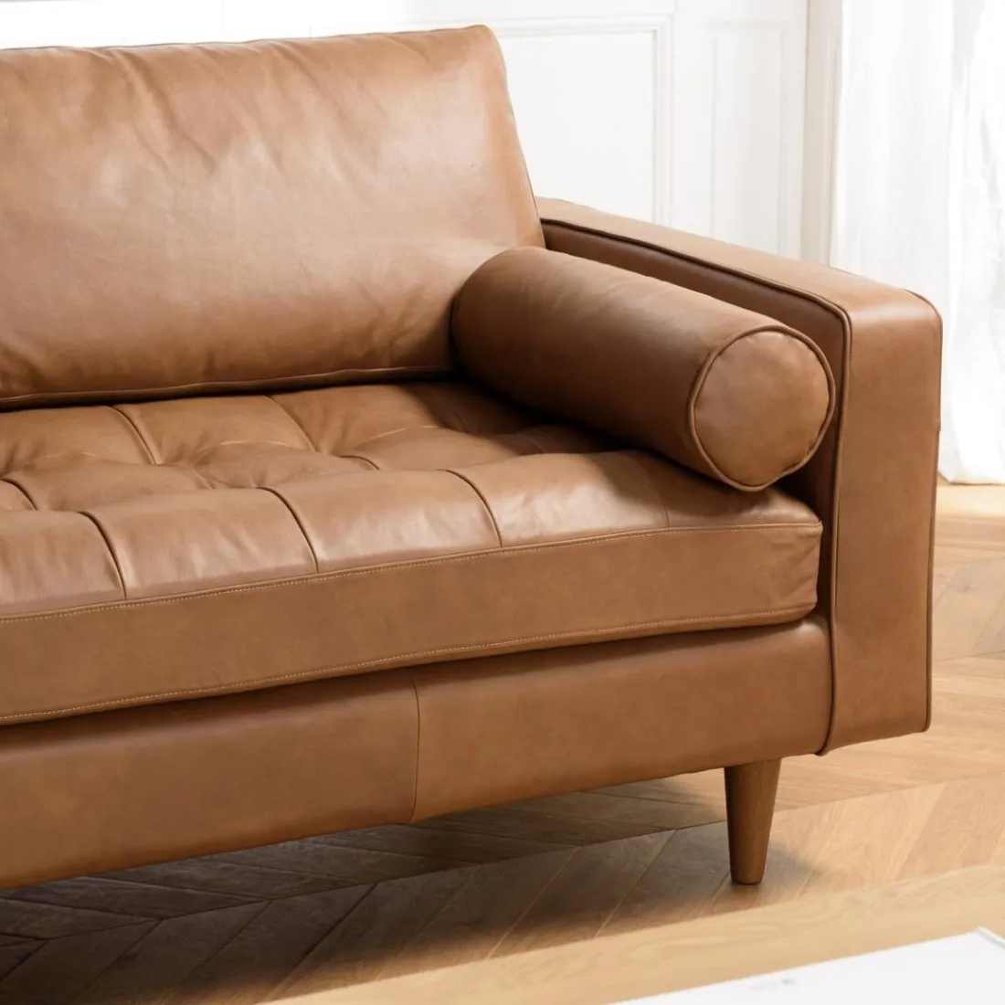 Canapé 3 places cuir couleur caramel assise capitonnée PIERRE