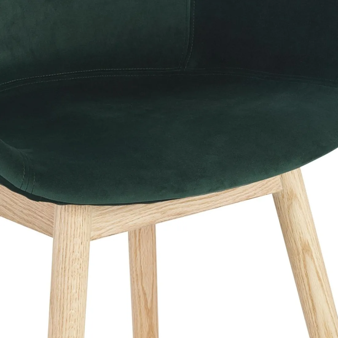 Chaise avec accoudoirs 'FRIDA' en velours vert et pieds en bois naturel