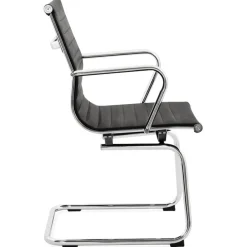 Chaise de bureau design 'GIGA' en matière synthétique noire