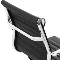 Chaise de bureau design 'GIGA' en matière synthétique noire