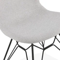 Chaise design 'DECLIK' grise claire avec pieds en métal noir