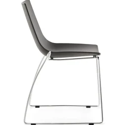 Chaise design 'TRENO' noire en matière plastique