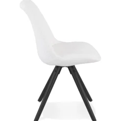 Chaise design 'VALENTINE' en tissu bouloché blanc et pieds en bois noir