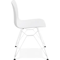 Chaise moderne 'GAUDY' blanche avec pied en métal blanc