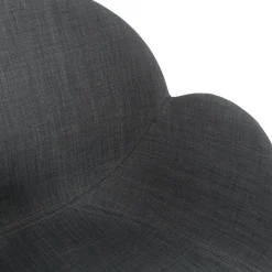 Chaise moderne 'ORIGAMI' en tissu gris foncé avec pieds en métal chromé