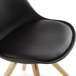Chaise scandinave 'GOUJA' noire