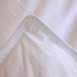 Couette Naturelle Légère 90% Duvet 150 gr/m²