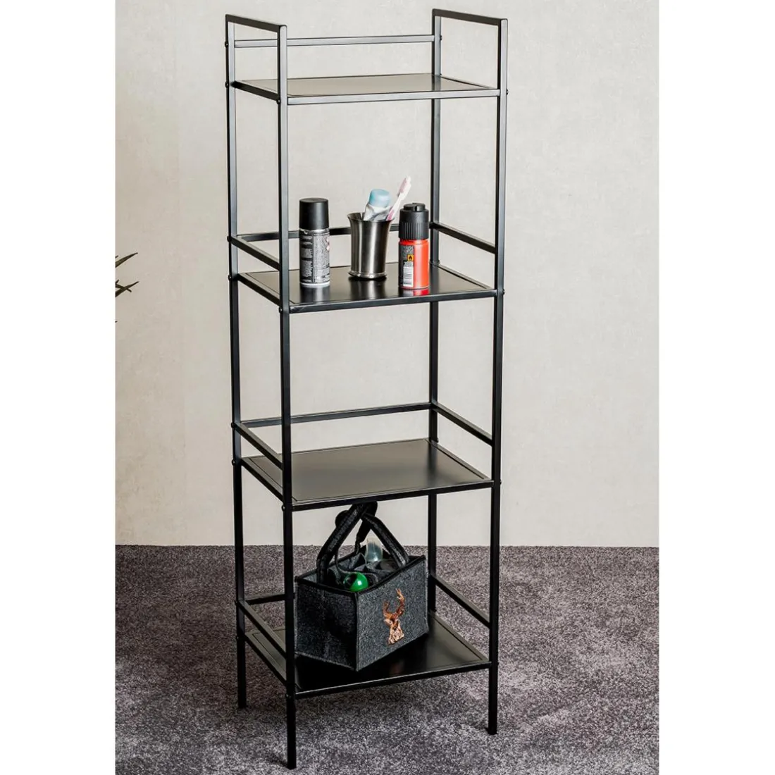 Etagère quatre niveaux en métal noir