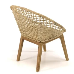 Fauteuil beige dossier arrondi assise en abaca tressé