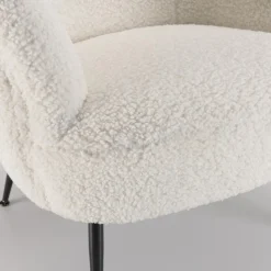 Fauteuil cosy tissu bouclette blanc pieds métal noir