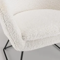 Fauteuil urban tissu bouclette blanc pieds évasés métal noir