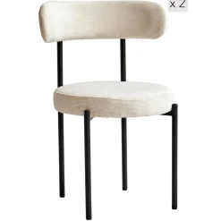 La chaise LARS avec son design scandinave beige