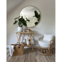 La console NUHA design scandinave et sa structure en rotin durable