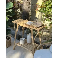 La console NUHA design scandinave et sa structure en rotin durable