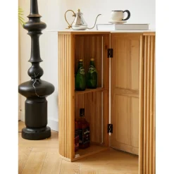 La console PIREUS design scandinave et sa structure en bois massif