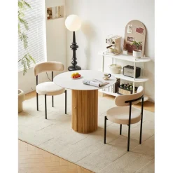 La table à manger HAVANA avec son design rustique et épuré facile à monter pour 4 personnes