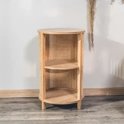 La table ALTA design scandinave et sa structure en bois massif