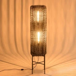 Lampadaire rotin couleur noire pieds acier SIXTINE