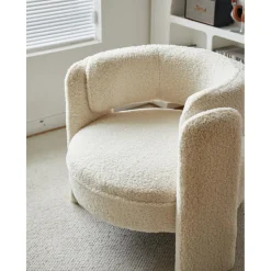 Le fauteuil de salon BANGUI avec son design moderne Blanc