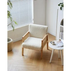 Le fauteuil de salon BORGO avec design scandinave Blanc