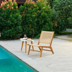Le fauteuil intérieur extérieur en acacia massif AGUILARES style scandinave marron