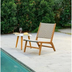 Le fauteuil intérieur extérieur en acacia massif AGUILARES au style scandinave