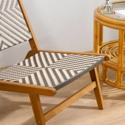 Le fauteuil intérieur extérieur en acacia massif AGUILARES au style scandinave