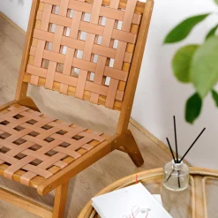 Le fauteuil intérieur extérieur en acacia massif AGUILARES