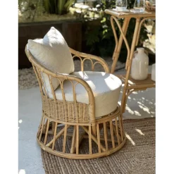 Le Fauteuil PALOPO design scandinave épuré assise en rotin naturel et tissu etanche