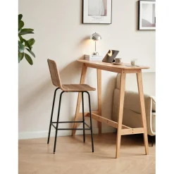 Le lot de tabourets BANGKOK design moderne et son élégant alliage de matières