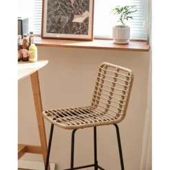 Le tabouret BANGKOK design moderne et son élégant alliage de matières