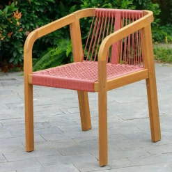 Les chaises intérieur extérieur en bois massif DELGADO design intemporel style scandinave rose