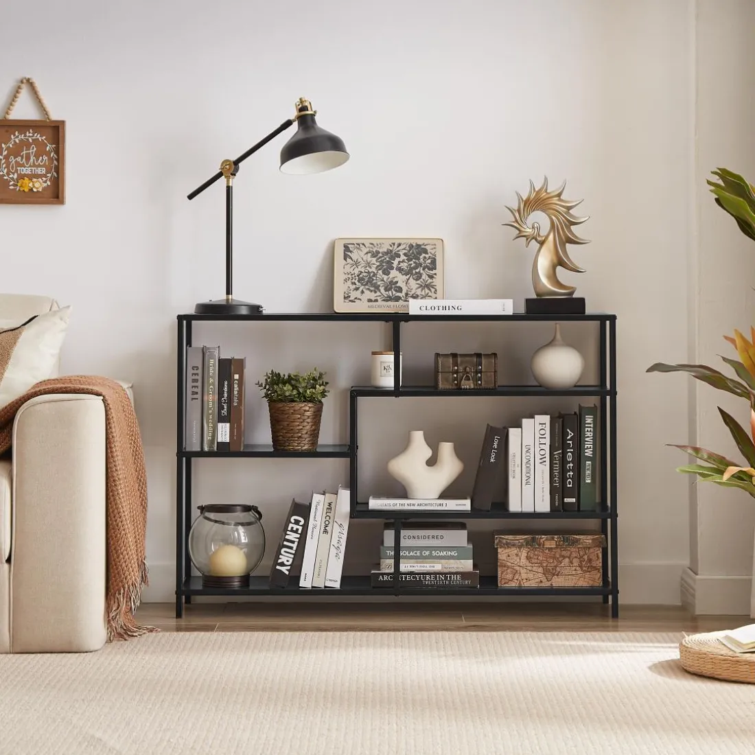 L'étagère bibliothèque style industriel ODDA avec ses 5 niveaux de rangement design intemporel