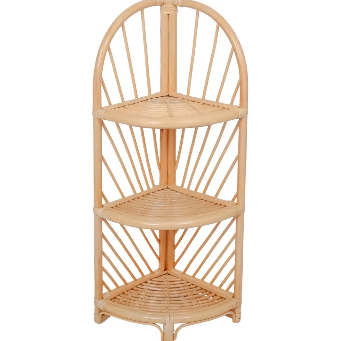 L'étagère KOLAKA avec son design moderne et scandinave 3 niveaux larges et profonds