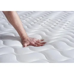 Matelas Ressorts ensaches et memoire de forme 5 zones de confort