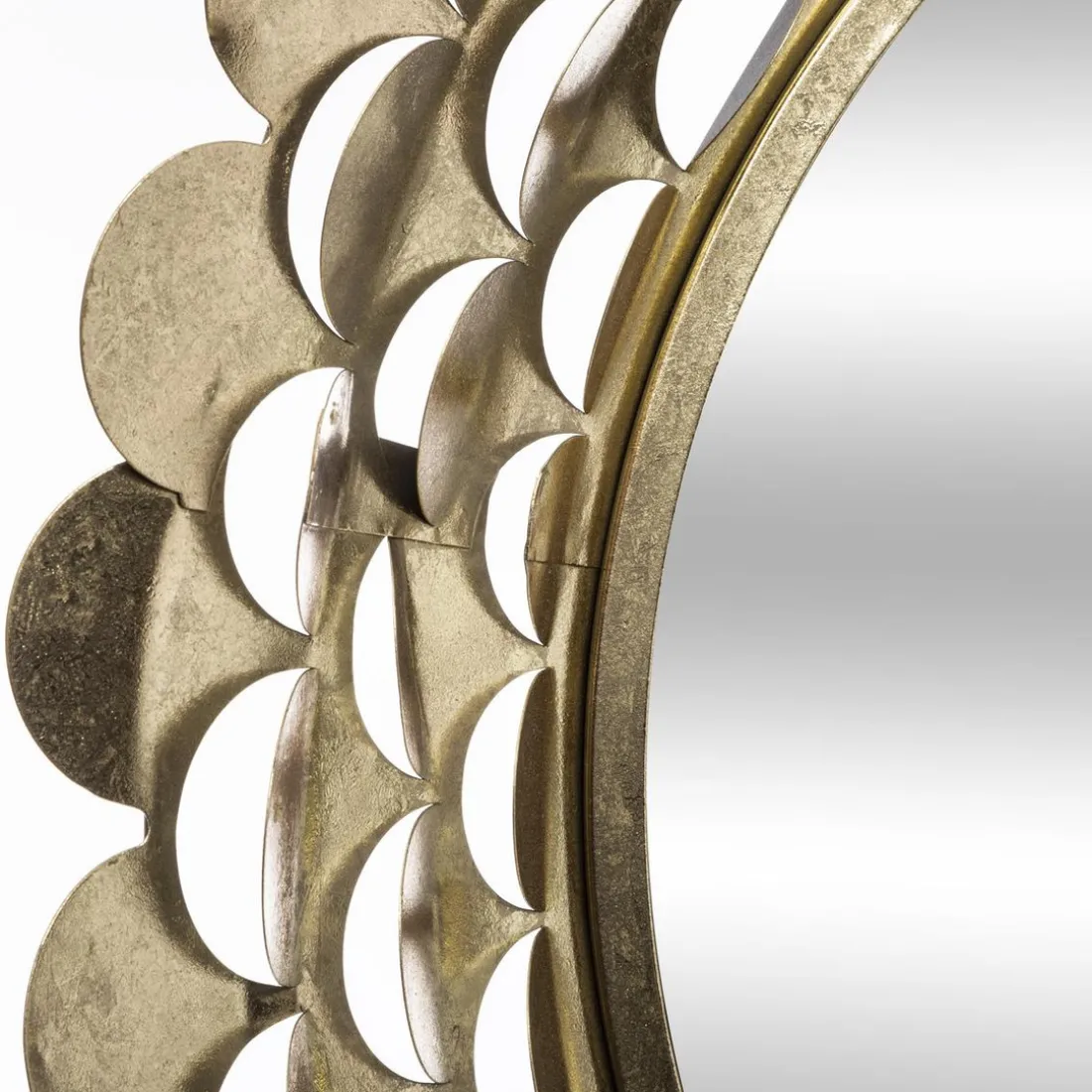 Miroir Métallique En Forme De Fleur Dorée