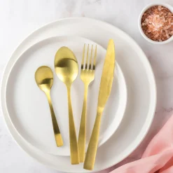 Ménagère 16 couverts Doré