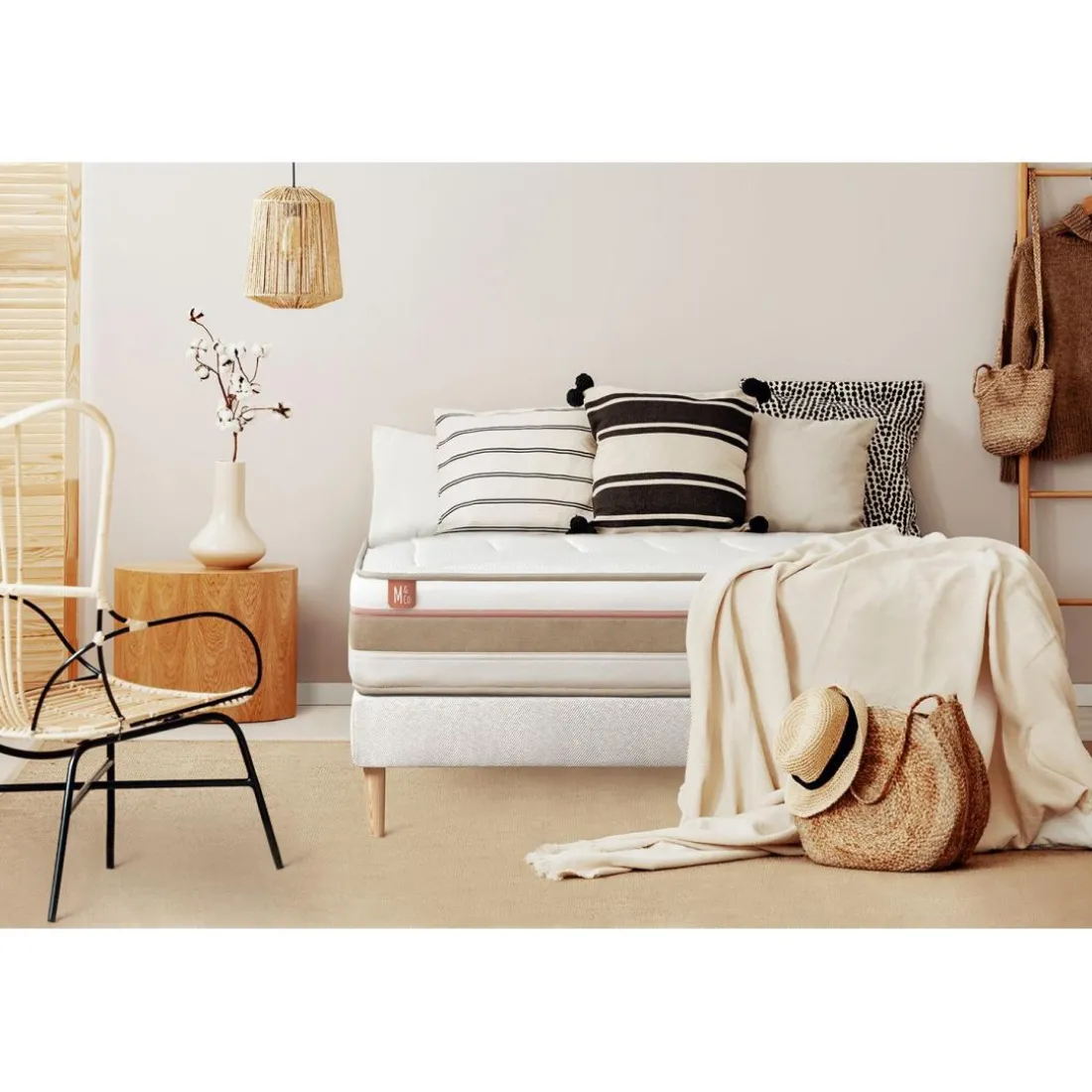 Pack prêt a dormir matelas LE TENDRE Ressorts ensaches Memoire de forme sommier kit Blanc