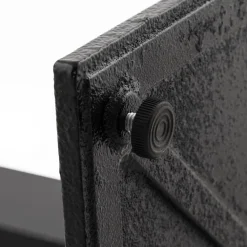 Petite table à diner carrée 'REGIS' en bois et fonte noire