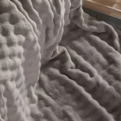 Plaid Damier en Polyester 180 x 220 BIEN AU CHAUD Beige