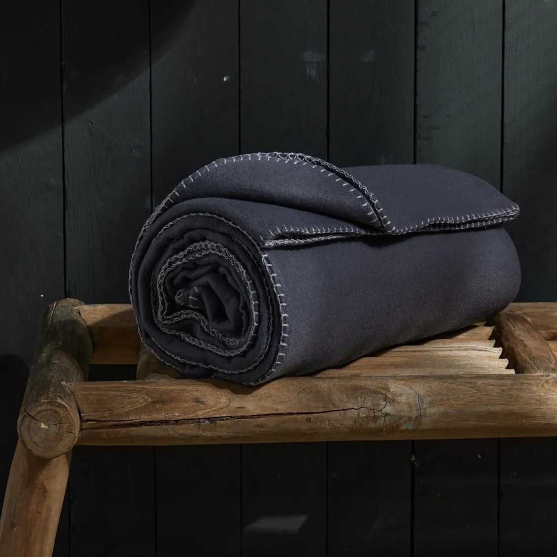 Plaid Polaire en Polyester 220 x 240 BIEN AU CHAUD Fusain