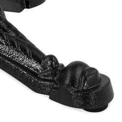 Table haute ronde 'DOMY ROUND' style rustique en pierre blanche effet marbre