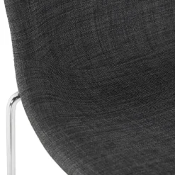 Tabouret de bar empilable 'FAKIR' en tissu gris foncé et pied en métal chromé