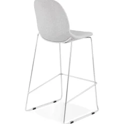Tabouret de bar empilable 'FAKIR' en tissu gris clair et pied en métal chromé