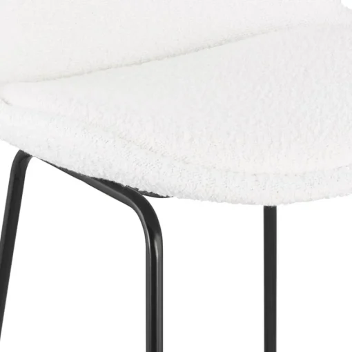 Tabouret snack mi-hauteur 'ALICE MINI' en tissu bouloché blanc et pied traineau en métal noir