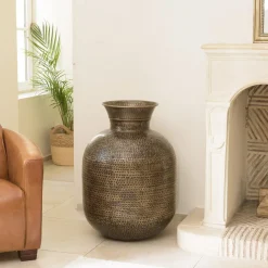 Vase alu couleur laiton noir antique effet martelé HONORE