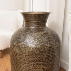 Vase alu couleur laiton noir antique effet martelé HONORE