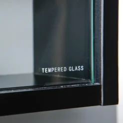 Vitrine noire COLLECT